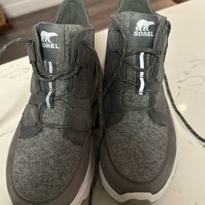 Sorel kinetic break thru caribou waterproof boots